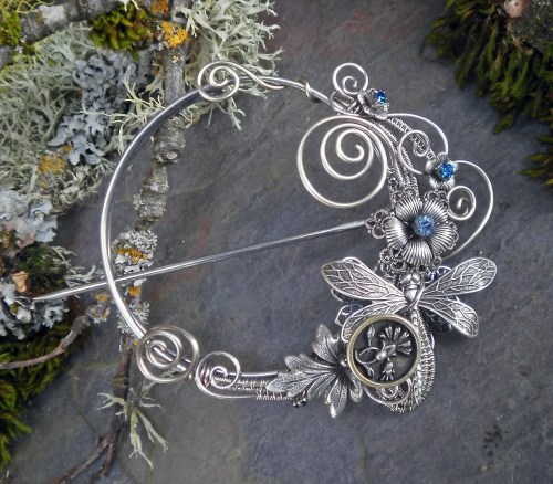 shawl pin 2