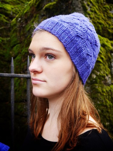 pdxknitterati criss cross hat