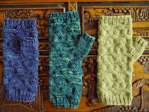 pdxknitterati criss cross mitts