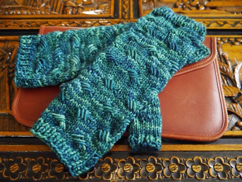 pdxknitterati criss cross mitts