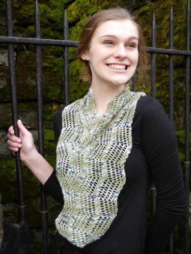 Meander Cowl fingering weight single