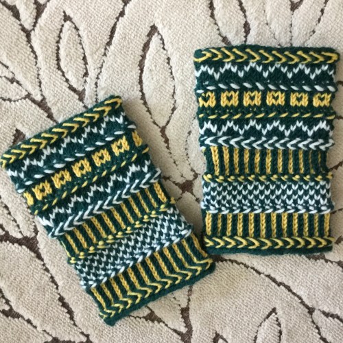 pdxknitterati braided wristlets go ducks