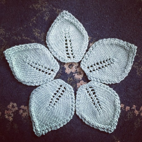 knit leaf coasters