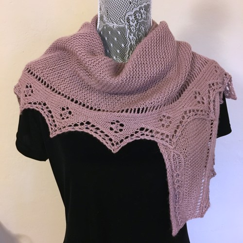 Rain Chain Shawlette in Velveteen