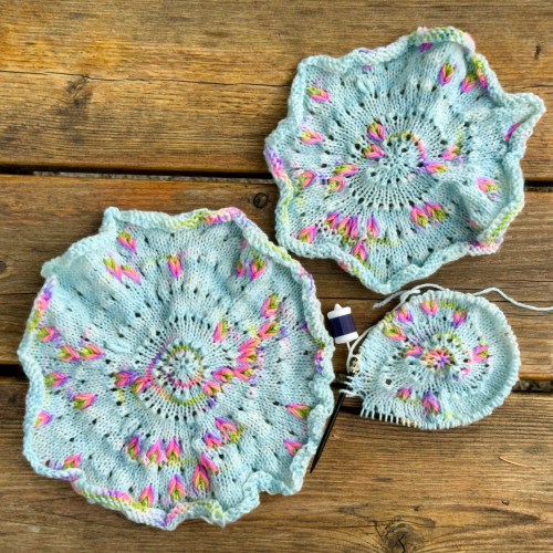 Three knit circles
