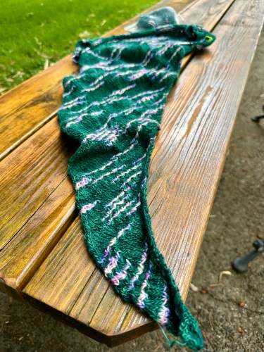 Trillium Path shawlette